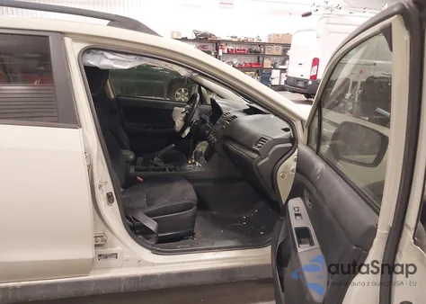 2014 Subaru Xv Crosstrek 2.0I Premium z USA, uszkodzony, nr VIN JF2GPACC3E8343837